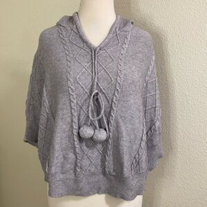 J Closet‎ Gray Cable Knit Poncho